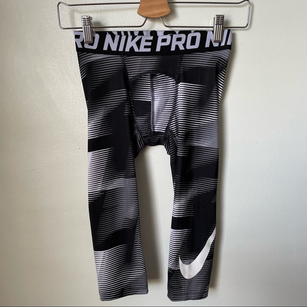 Nike Pro Dry-Fit Boys Compression Briefs Pants Size M